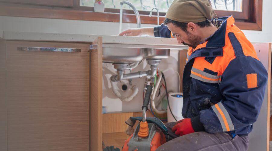 Local expert plumbing services in San Jose, IL